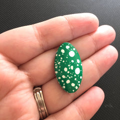 Green & White polka dot beads, 32mm beads, dark green beads, oval beads, bangle beads, jewelry making, acrylic beads, polka dot beads