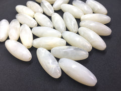 Cream Beads, The POD Collection, 33mm Beads, big acrylic beads, bracelet, necklace, acrylic bangle beads, cream jewelry, cream bracelet