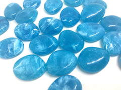 Caribbean Blue 31mm acrylic beads, chunky statement necklace, wire bangle, jewelry making, QUEEN Collection, oval beads, large blue necklace