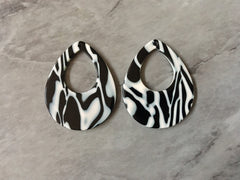 Black & White Resin Beads, Teardrop shape acrylic 38mm Long Earring or Necklace pendant bead, one hole white jewelry zebra animal print
