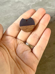 Wood Grain + Navy Blue resin Beads, round cutout acrylic 25mm Earring Necklace pendant bead, one hole at top DIY wooden blanks