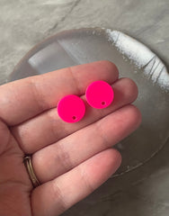 14mm HOT PINK post earring round blanks, hot pink round earring, pink stud earring, drop dangle earring making colorful jewelry blanks