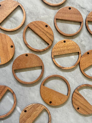 Wood Grain 1 Hole Beads, macrame laser leather round cutout 30mm Earring Necklace pendant bead, DIY wooden blanks brown circle
