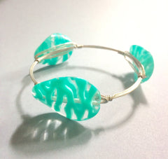 Large Mint Green animal print beads - green beads for jewelry making - tiger cougar cat stripe - team jewelry