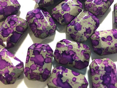 Freckled PURPLE Beads - Octogon 24x16mm Large faceted acrylic nugget beads for bangle or jewelry making