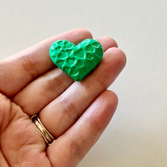 Hearts in Heart 30mm acrylic beads, Green Resin shimmer chunky craft supplies wire bangle jewelry making love jewelry Valentine’s Day love