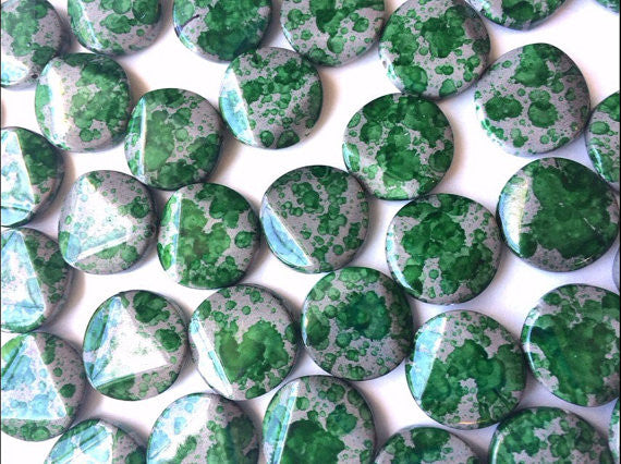 Freckled GREEN Beads - Circular 26x26mm Large faceted acrylic nugget beads for bangle or jewelry making - Swoon & Shimmer - 1