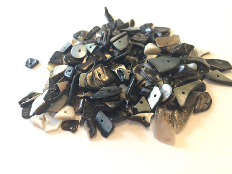 SALE! 850 Pieces of Black Shell Beads - A half pound of Metallic Chip Beads - Clearance White - Various Sizes - Swoon & Shimmer - 1