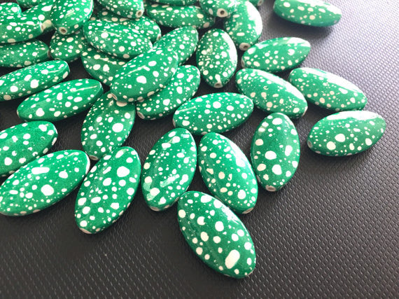 Green & White polka dot beads, 32mm beads, dark green beads, oval beads, bangle beads, jewelry making, acrylic beads, polka dot beads