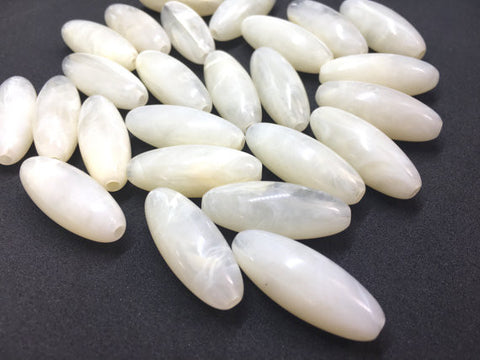 Cream Beads, The POD Collection, 33mm Beads, big acrylic beads, bracelet, necklace, acrylic bangle beads, cream jewelry