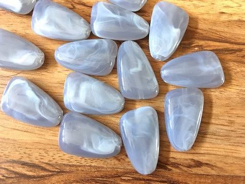 Gray 33mm big acrylic beads, chunky necklace, gray beads, wire bangles, jewelry making, bangle bracelets, blue gray jewelry