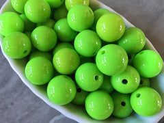 Green 16mm round beads, gumball beads, bubblegum beads, chunky beads lime necklace, apple green jewelry, chunky necklace