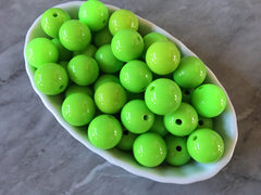 Green 16mm round beads, gumball beads, bubblegum beads, chunky beads lime necklace, apple green jewelry, chunky necklace