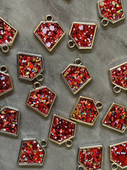 Red Diamond Shaped Glitter Pendant, acrylic earring necklace charm, girly bracelet necklace earring jewelry making, 20mm charms