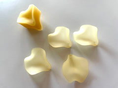 WHOLESALE Pale Yellow acrylic flower petal beads