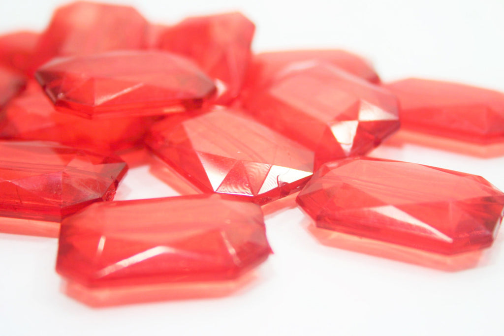 Ruby Red Large Translucent Beads - Faceted Nugget Bead - FLAT RATE SHIPPING 30mmx22mm - Swoon & Shimmer - 1