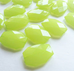 34x24mm Kiwi Green Large faceted acrylic nugget beads