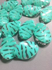 Large Mint Green animal print beads - green beads for jewelry making - tiger cougar cat stripe - team jewelry