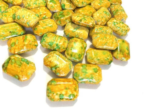Freckled MARIGOLD Beads with lime green - Octogon 24x16mm Large faceted acrylic nugget beads for bangle or jewelry making
